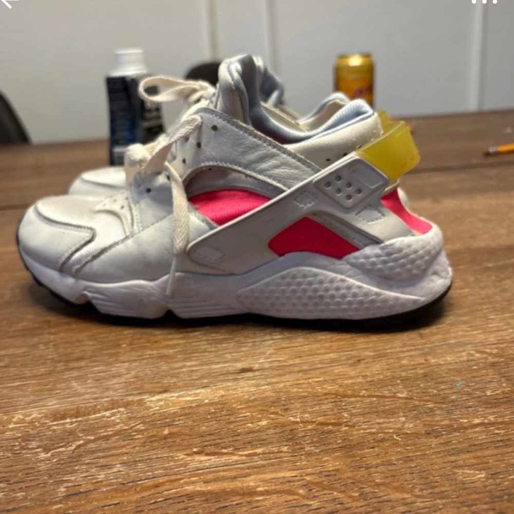Woman’s  White and Pink Sneakers